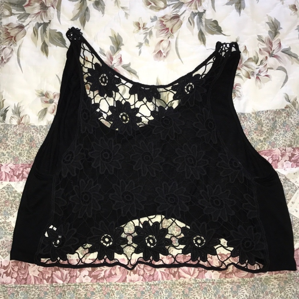 Black crop top